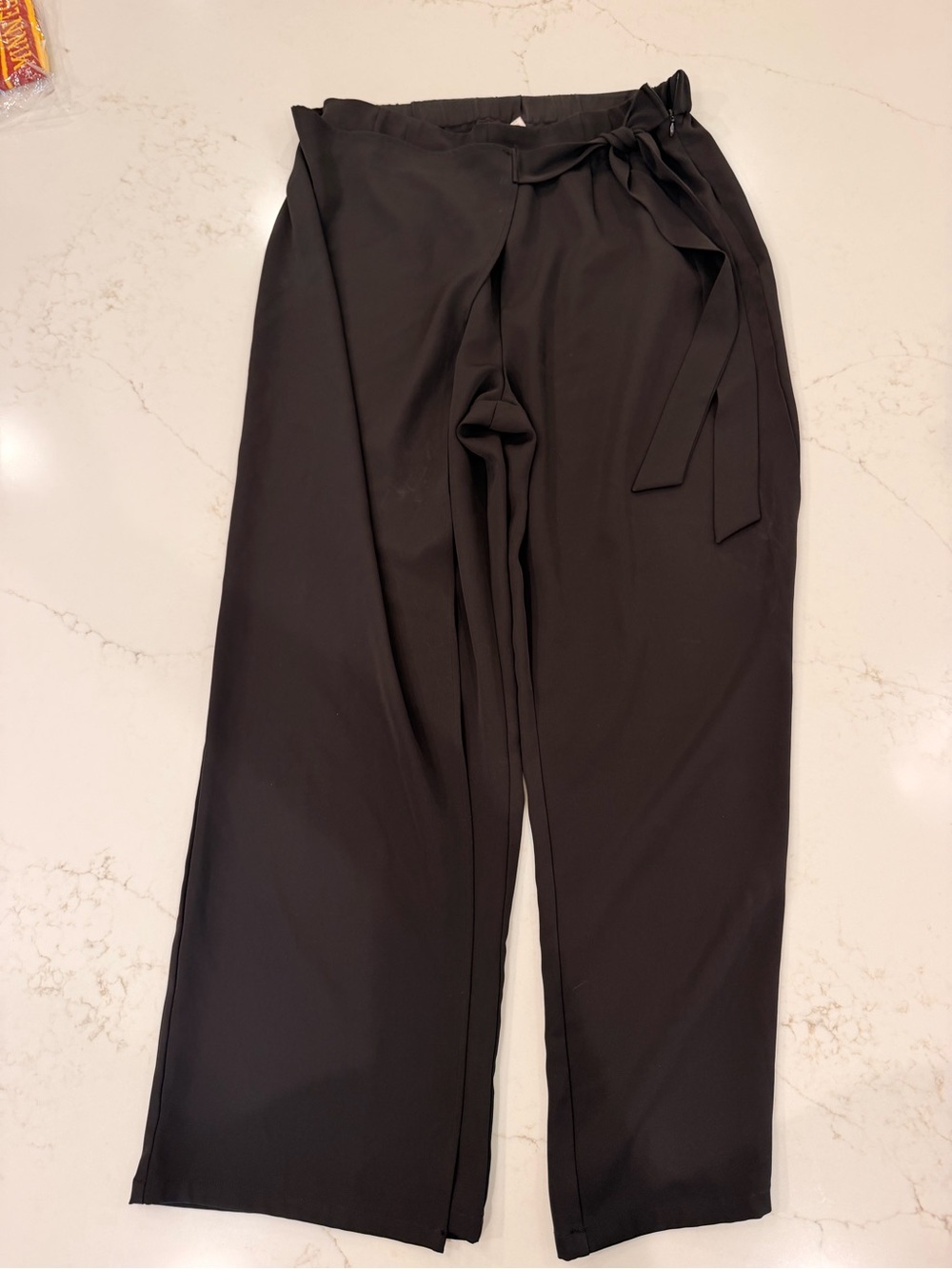 Halara Women’s Black Wide Leg Tie Waist Pants – Size L